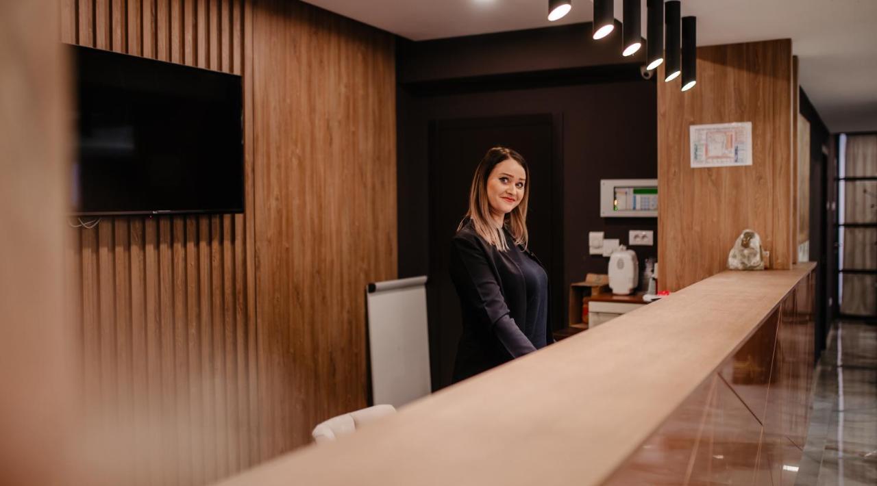 Hotel Ariata Scheia Екстериор снимка