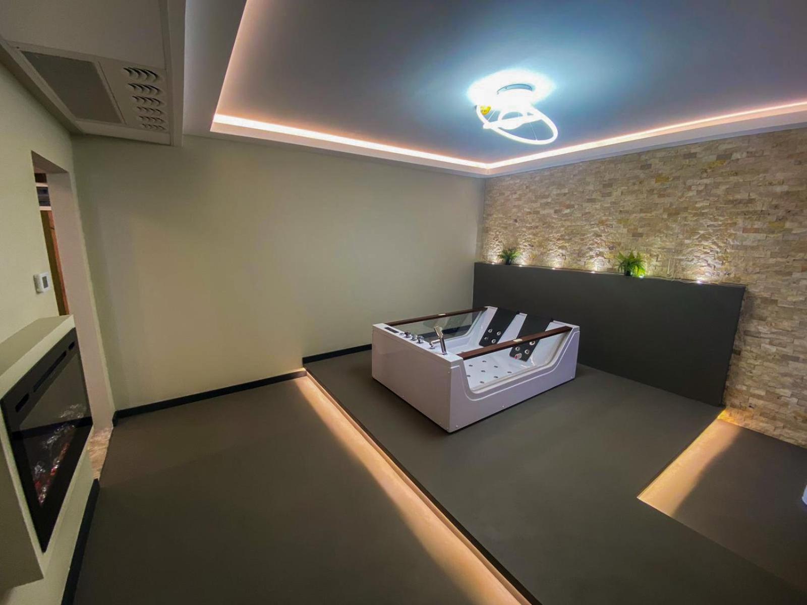 Hotel Ariata Scheia Екстериор снимка